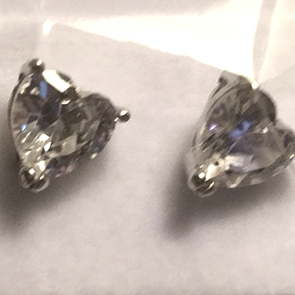 Cubic Zirconia Heart Stud Earrings Silver CZ NEW in Package. Elegant Feminine - Picture 2 of 8